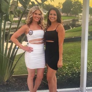 Meet your Posher, Elizabeth